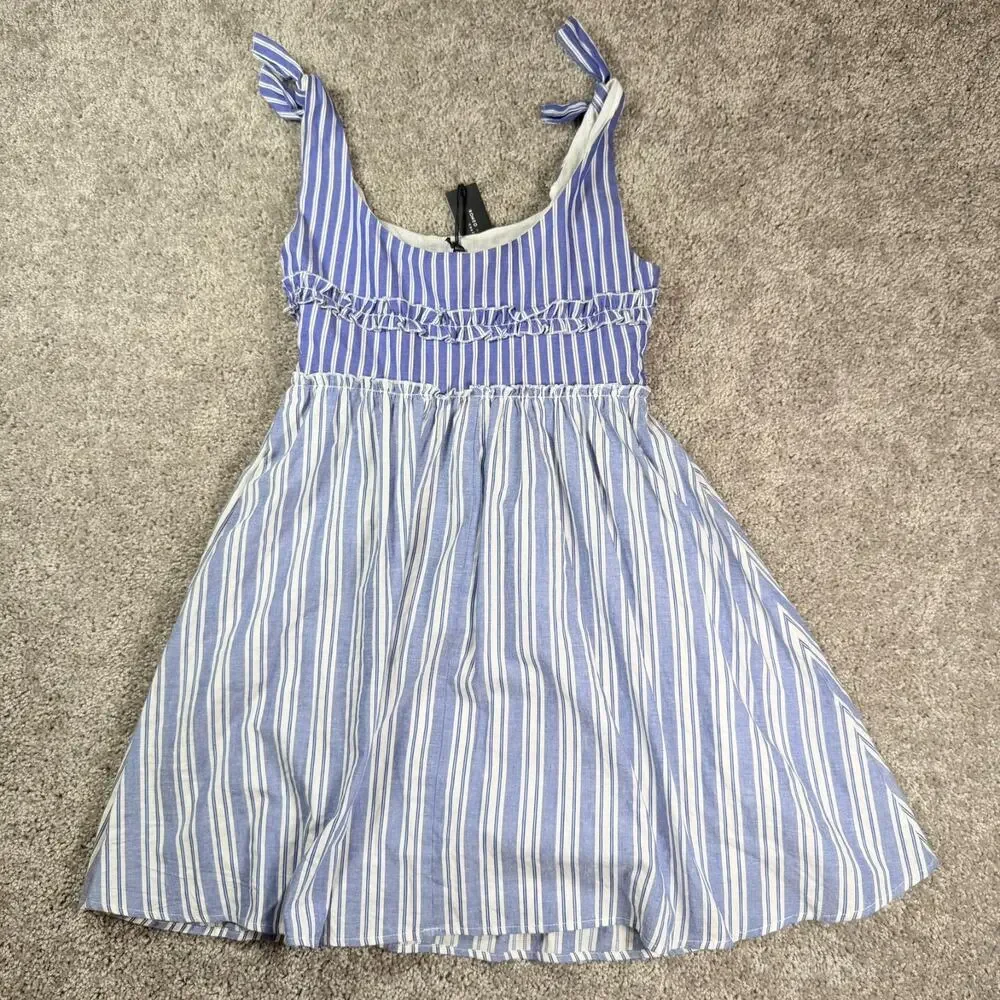 NWT Romeo & Juliet Couture Stripe Scoop Neck Tiered Dress Sz S Blue & White $165
